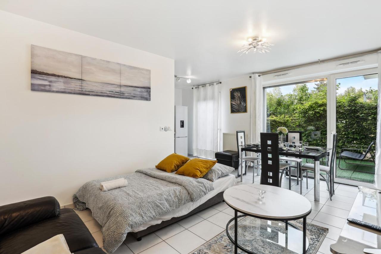 Apart-Chic-Les-Ulis With Balcon, Terrasse And Parking 雷祖里 外观 照片