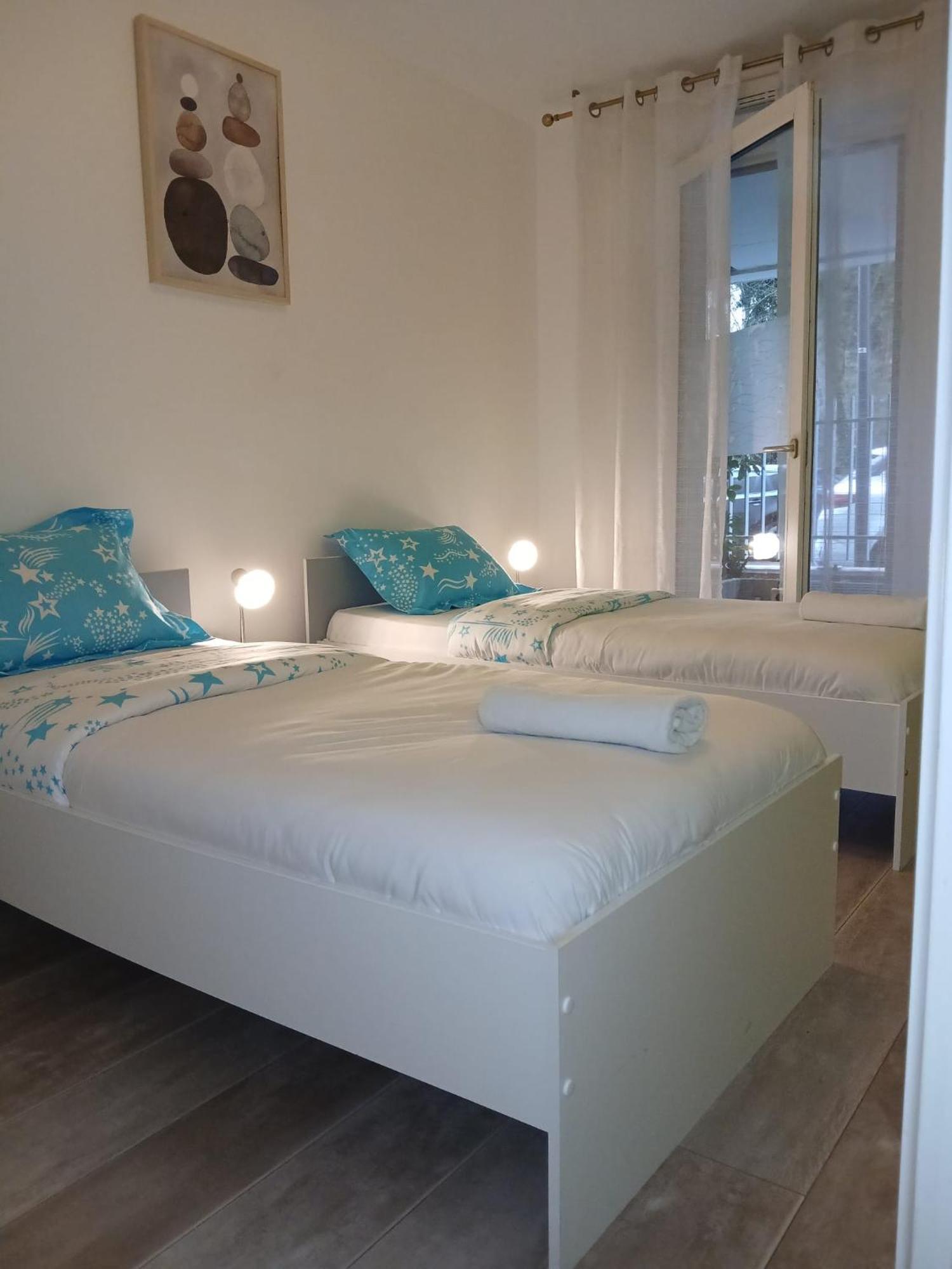 Apart-Chic-Les-Ulis With Balcon, Terrasse And Parking 雷祖里 外观 照片